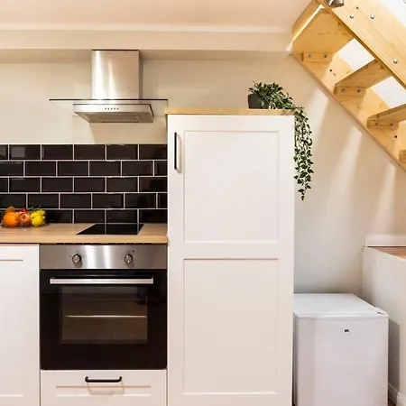 Spacious Two Br Ac Selfcheckin * Berlin