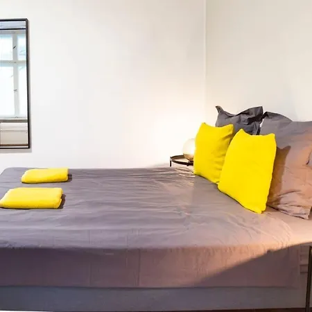 Apartment Spacious Two Br Ac Selfcheckin
