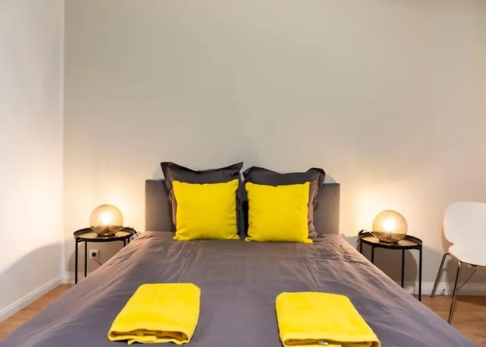 公寓 Spacious Two Br Ac Selfcheckin *