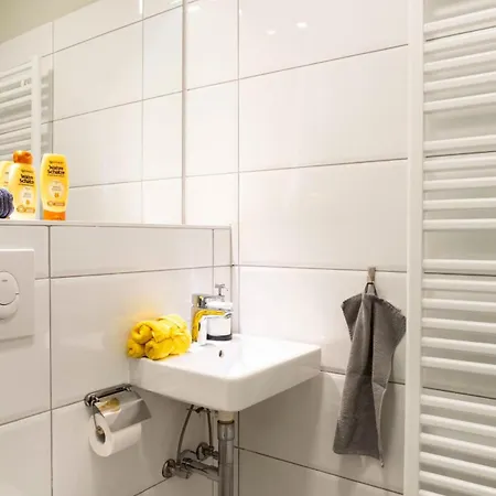 Apartament Spacious Two Br Ac Selfcheckin Berlin